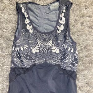 athleta workout shirt